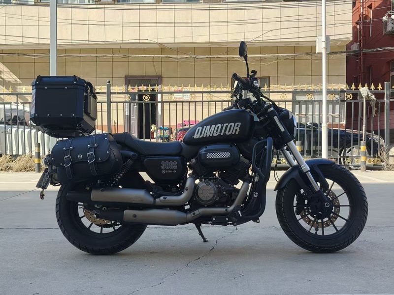 二手QJMOTOR闪300