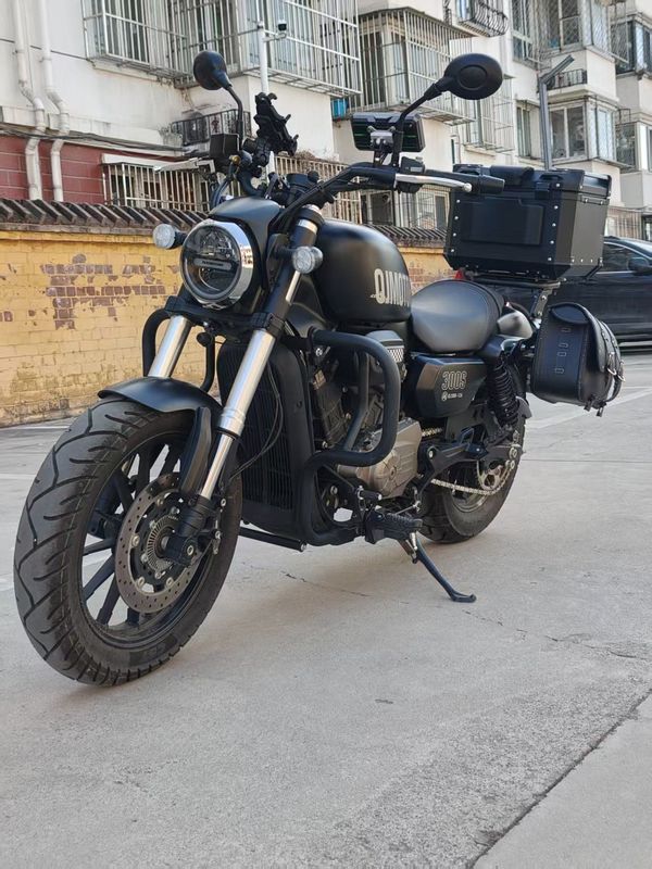 二手QJMOTOR闪300