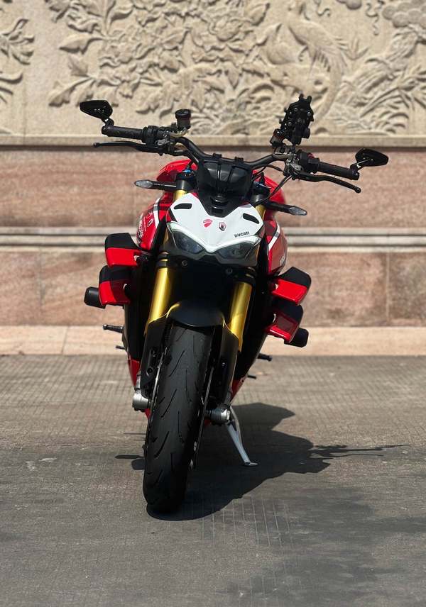 二手杜卡迪Street Fighter V4