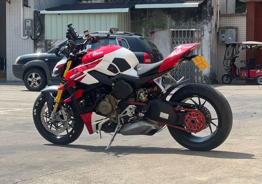 二手杜卡迪Street Fighter V4