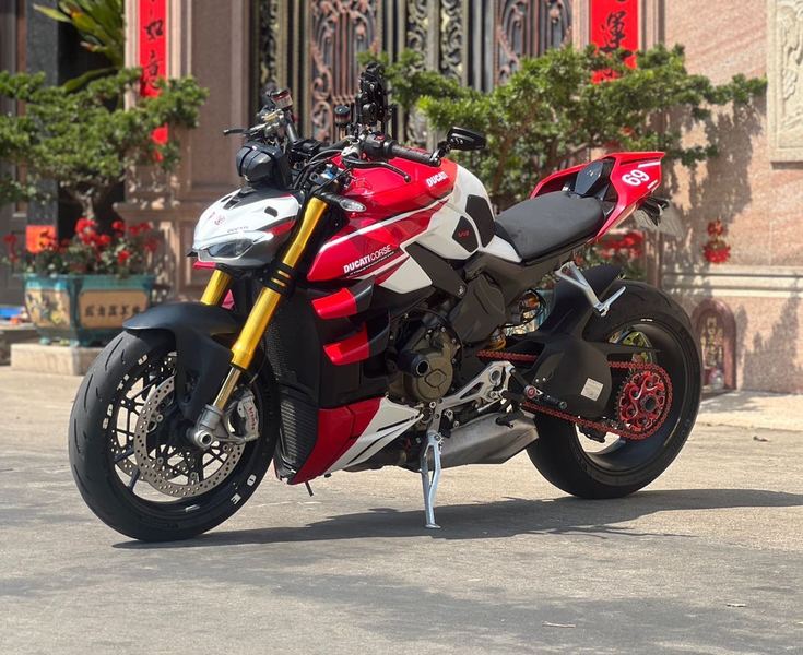 二手杜卡迪Street Fighter V4