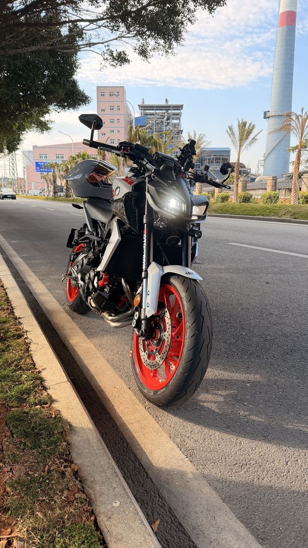 二手雅马哈MT-09