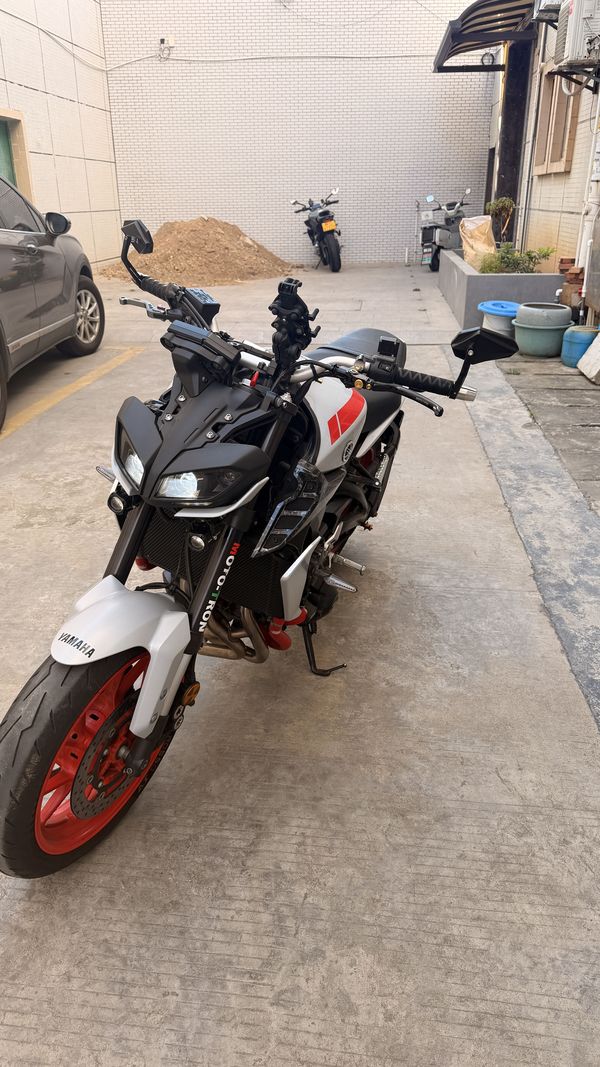 二手雅马哈MT-09