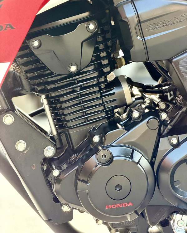 二手五羊本田CB190R 暴锋眼