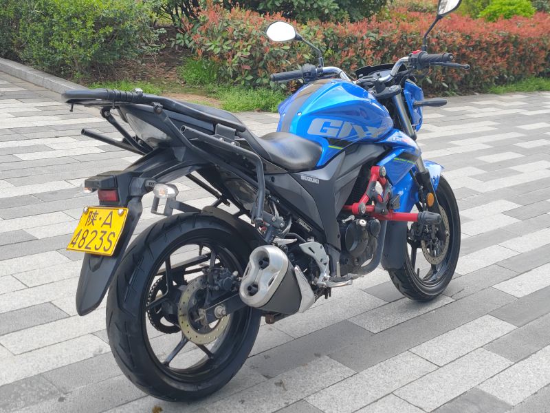 二手济南铃木极客飒 Gixxer 155 NK