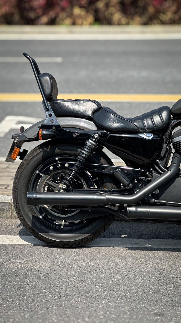 二手哈雷戴维森Iron883 硬汉