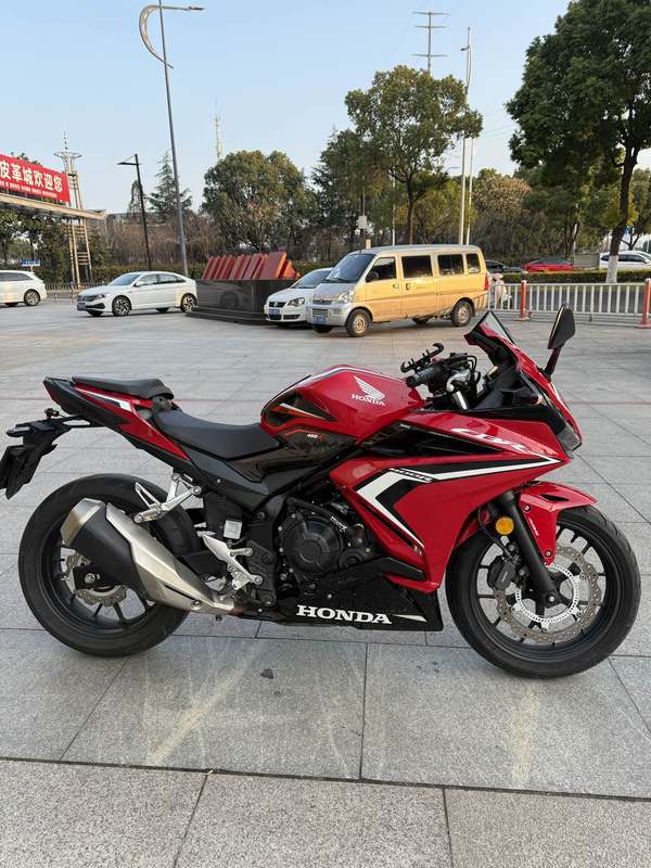 二手本田CBR400R