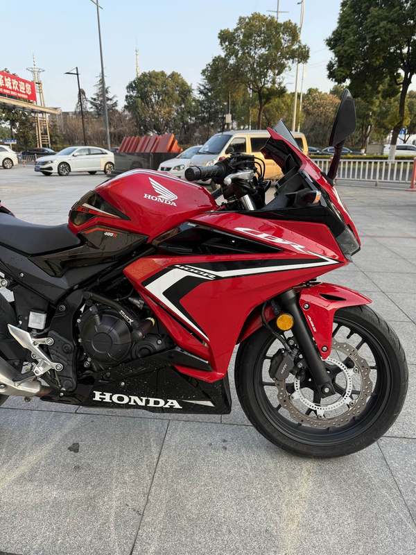 二手本田CBR400R