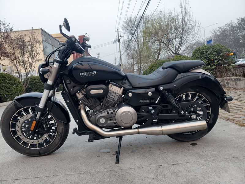 二手奔达Rock300 灰石