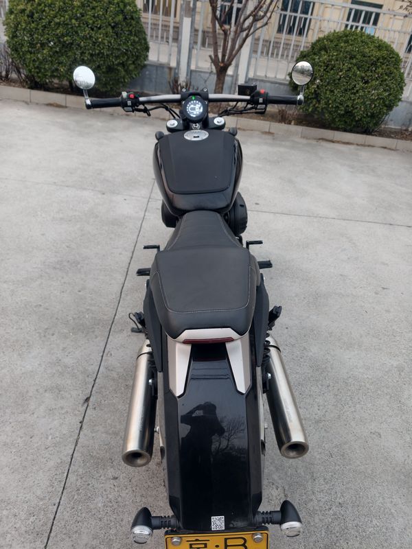 二手奔达Rock300 灰石