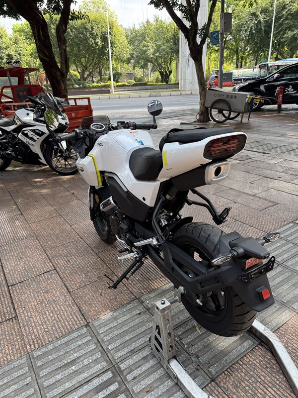 二手春风XO狒狒