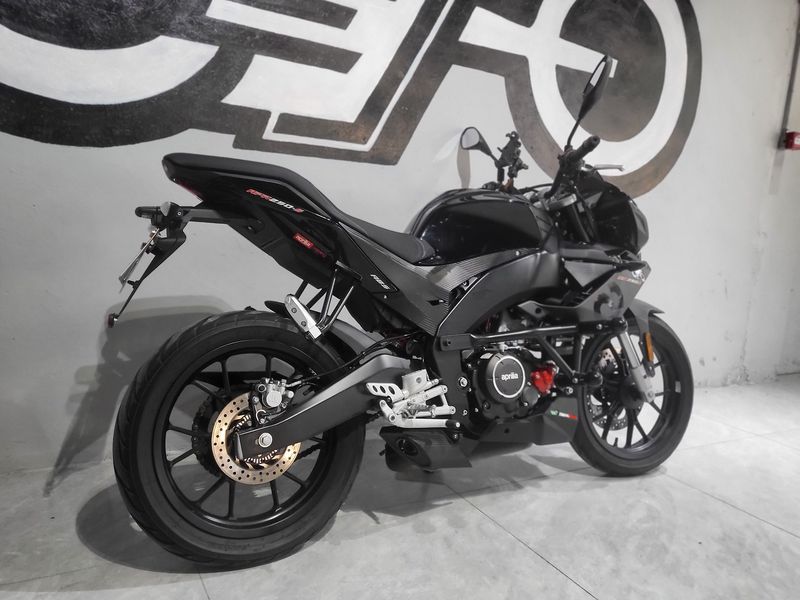 二手宗申阿普利亚GPR250S