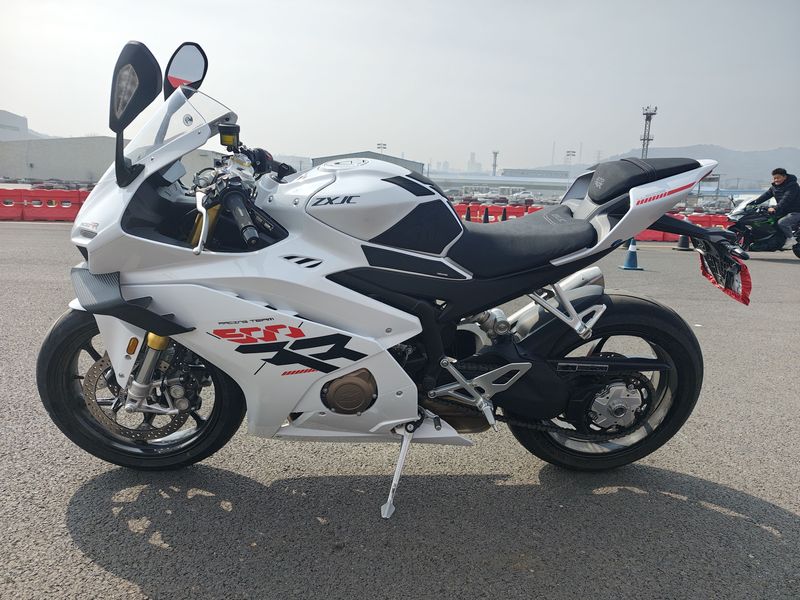 二手张雪机车500RR