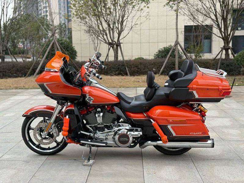 二手哈雷戴维森公路滑翔 Road Glide