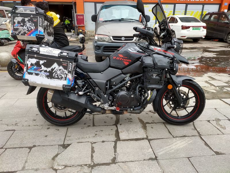 二手豪爵铃木DL250