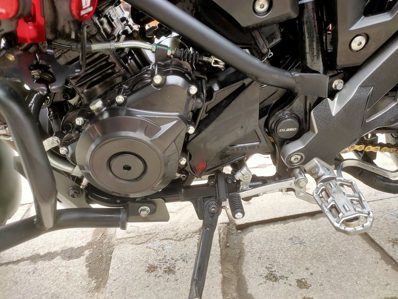 二手豪爵铃木DL250