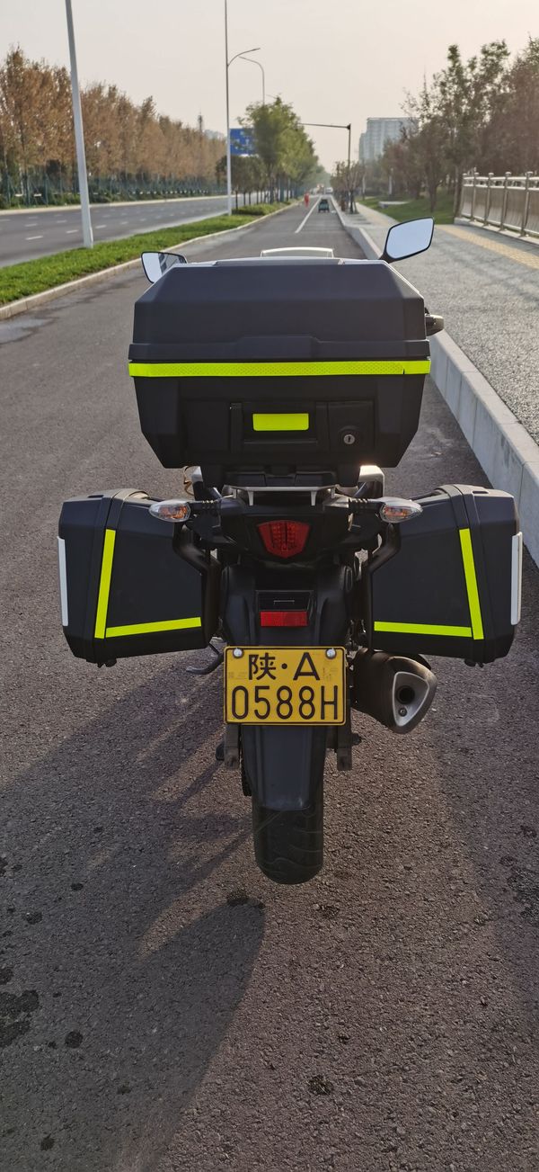 二手豪爵铃木DL250