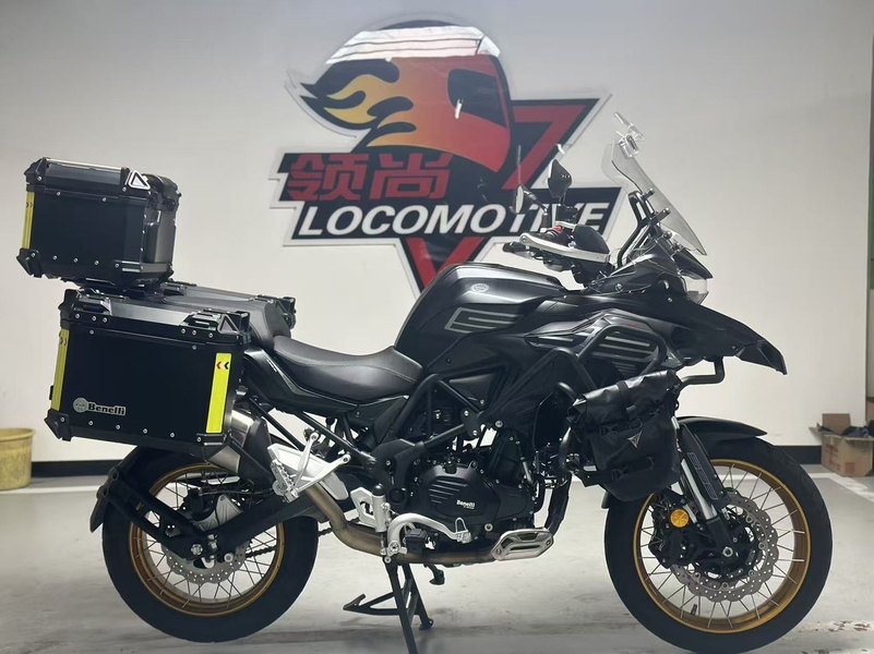 二手贝纳利TRK552