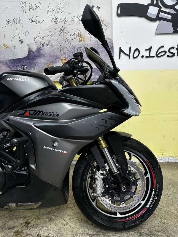 二手贝纳利龙卷风 Tornado 552R