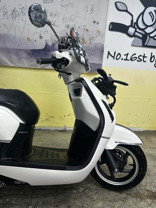 二手新大洲本田NS125LA