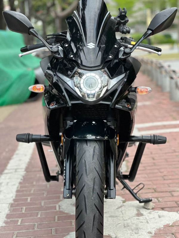 二手豪爵铃木GSX250R