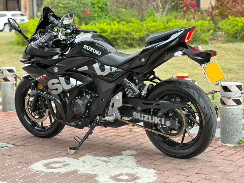 二手豪爵铃木GSX250R