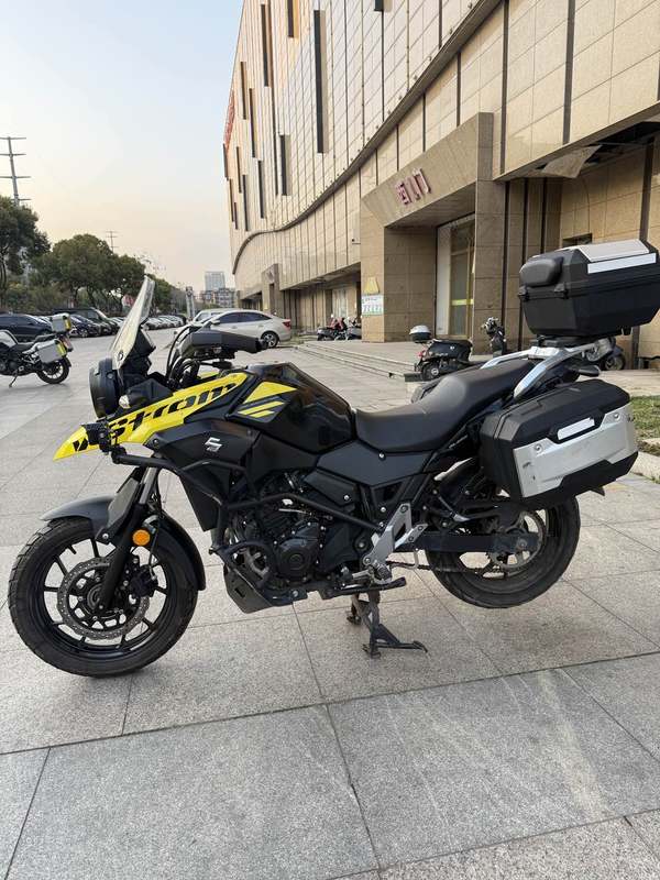 二手豪爵铃木DL250