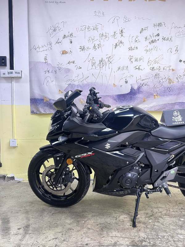 二手豪爵铃木GSX250R