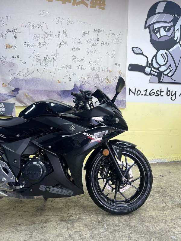 二手豪爵铃木GSX250R