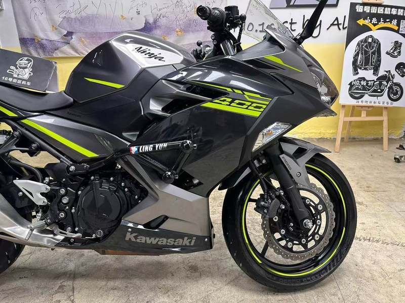 二手川崎Ninja 400