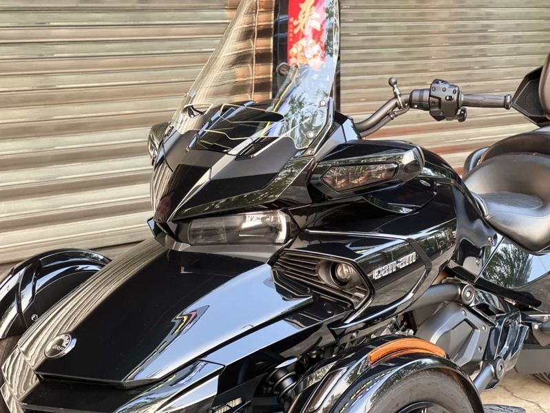 二手庞巴迪Spyder F3 