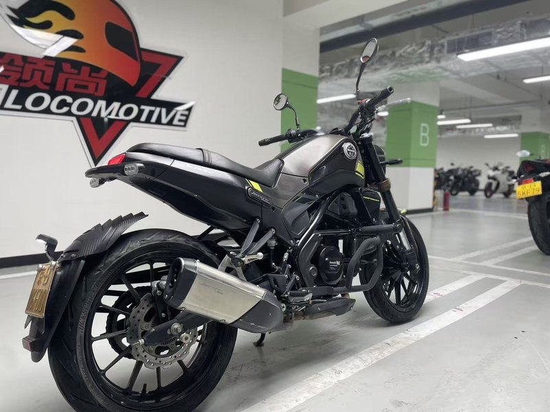 二手贝纳利幼狮 Leoncino 250