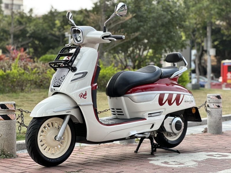 二手南方梦拉丽莎 飞戈