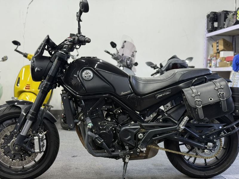 二手贝纳利幼狮 Leoncino 500