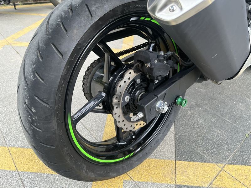 二手川崎Ninja 400