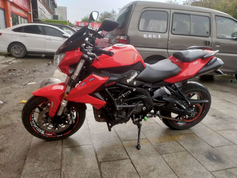 二手贝纳利TNT600i