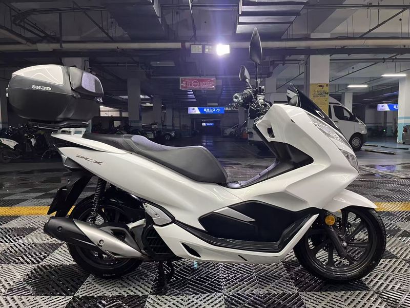 二手五羊本田PCX