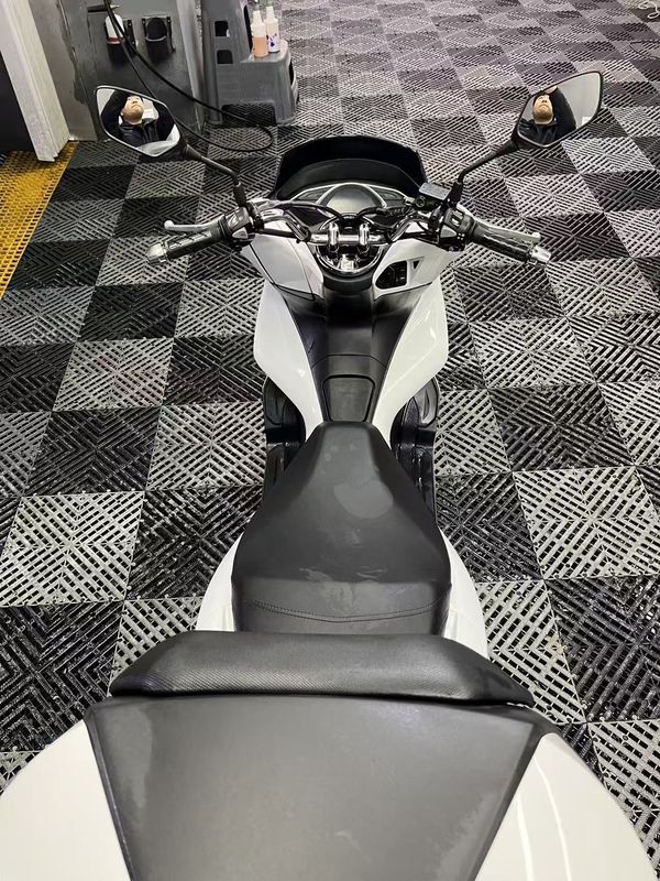 二手五羊本田PCX