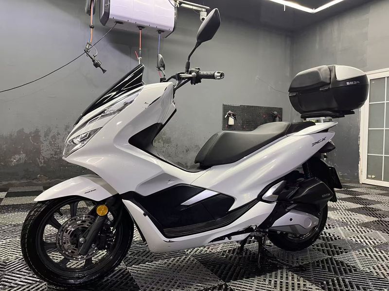 二手五羊本田PCX