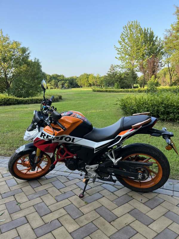 二手五羊本田CB190R 暴锋眼