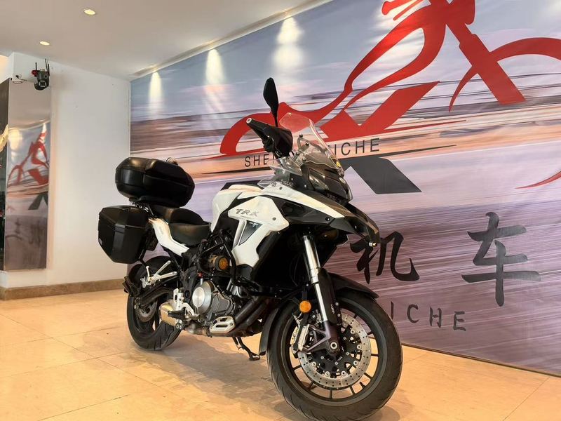 二手贝纳利金鹏 TRK502