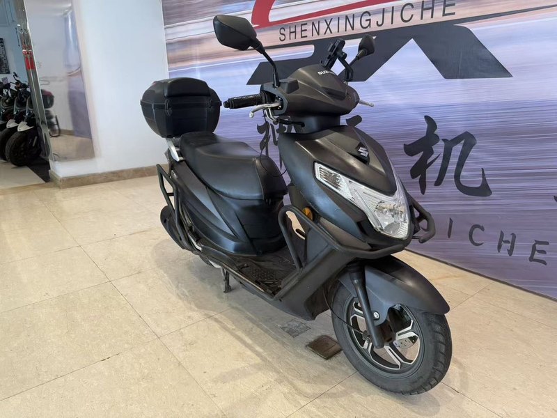 二手济南铃木优驿 UE125T