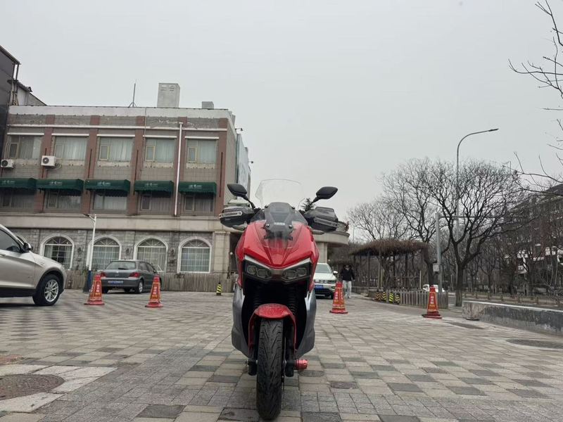 二手布雷斯通极宙 ADV150
