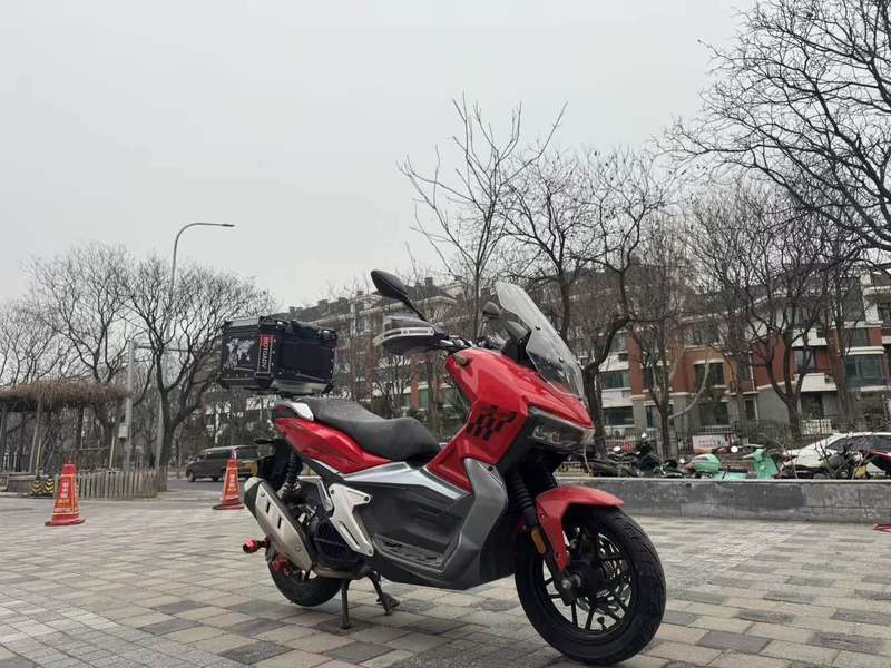 二手布雷斯通极宙 ADV150