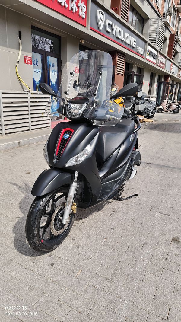 二手比亚乔Medley 150