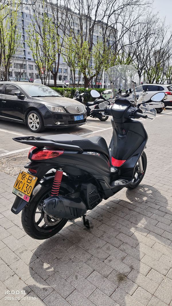 二手比亚乔Medley 150