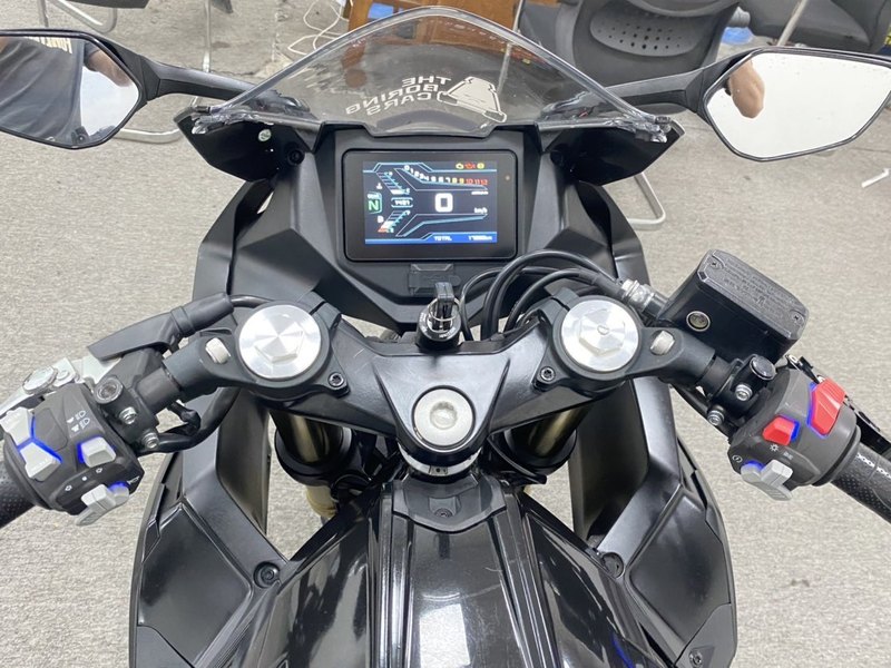 二手贝纳利龙卷风 Tornado 302R