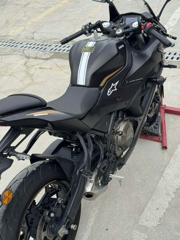 二手QJMOTOR赛250