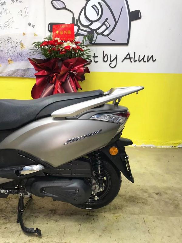 二手五羊本田SCR110 佳御