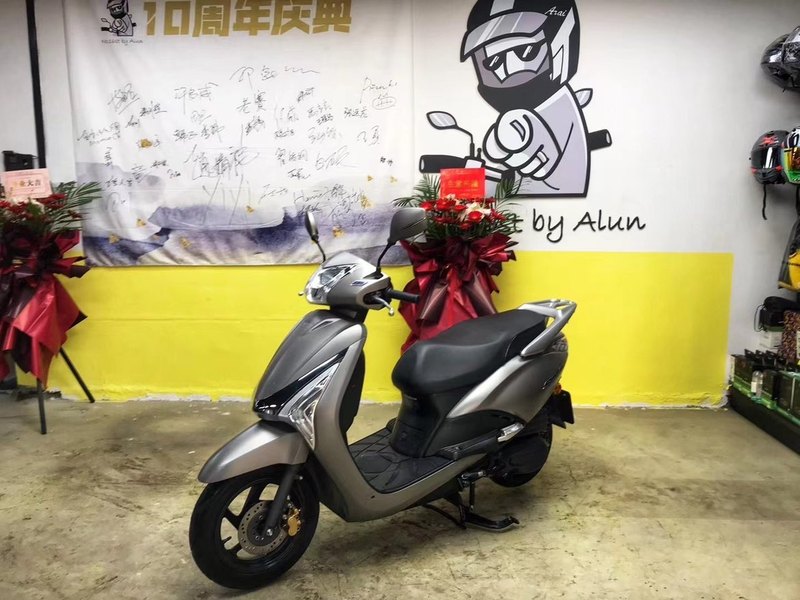 二手五羊本田SCR110 佳御